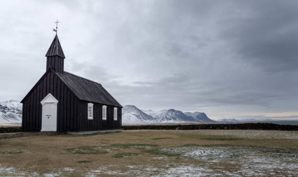 istock Iceland - extreme landscapes 1091452108