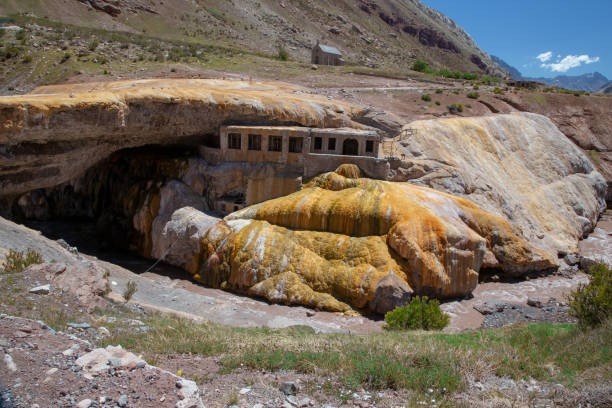 istock Historical architecture Puente del Inca Mendoza Argentina 1091452210