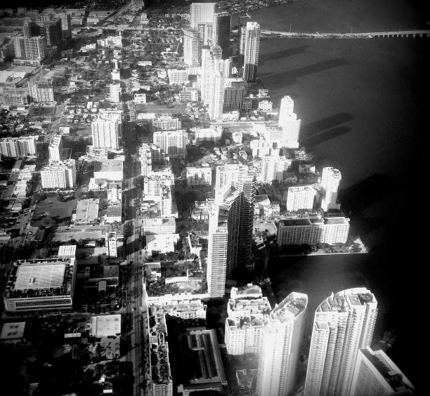 istock Miami city aerial view 1091456552