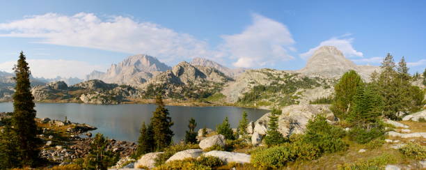 istock Titcomb Basin Hike, Wyoming 1091492614