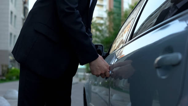 istock Office manager getting into car in morning, going to work, convenient transport 1091527348