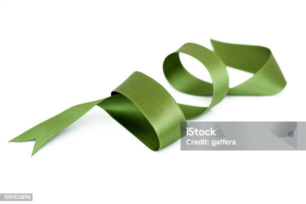 Зеленый Ленты — стоковые фотографии и другие картинки Лента - для шитья - Лента - для шитья, Зелёный цвет, Атласная ткань