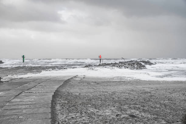 istock The winter storm in Torsminde in Denmark 1091591018