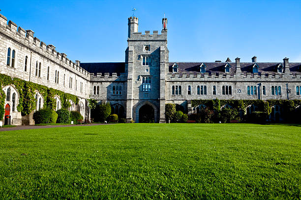 cuádruple university college cork - county cork fotografías e imágenes de stock