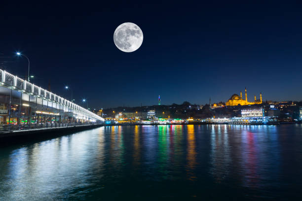 istock istanbul night city 1091604274