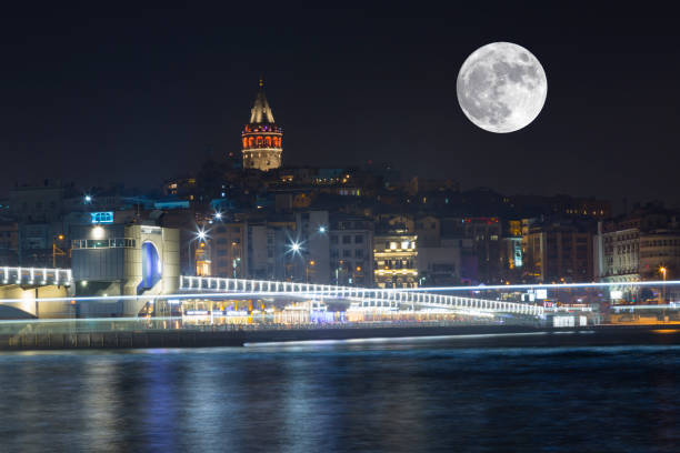 istock istanbul night city 1091604572