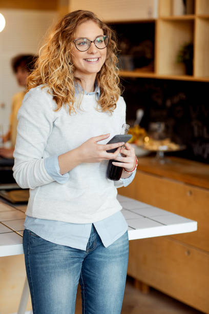 istock Friends Living Together 1091652704
