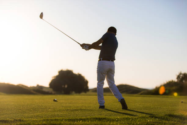 istock Golf player shoting ball -  Links Golf 1091713804