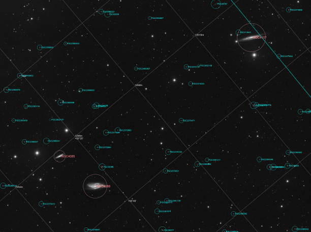 galassia ngc 4088 e ngc 4157 nella costellazione dell'orsa maggiore - immagine annotata - h major foto e immagini stock