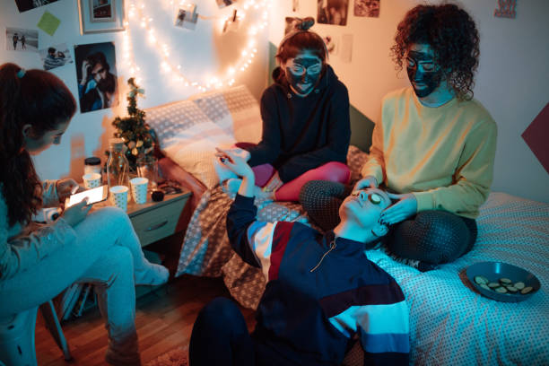 istock Slumber party with face mask 1091728148