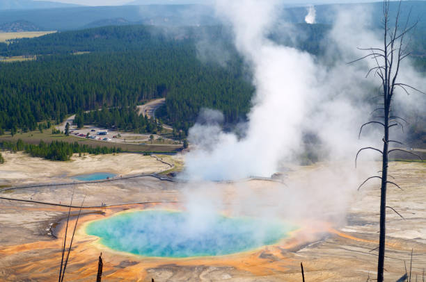 istock Yellowstone national Park 1091735638