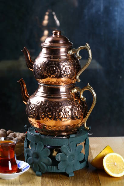 istock Traditional Turkish Teapot, Samovar and Tea Glasses 1091742322