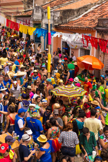 el mejor carnaval de calle en el mundo - parade music music festival town fotografías e imágenes de stock