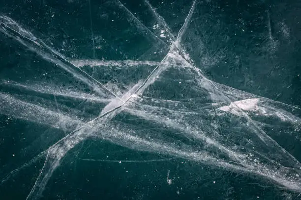 A crack in the ice lake.