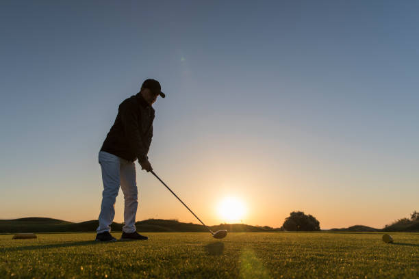 istock Golf player shoting ball -  Links Golf 1091790938