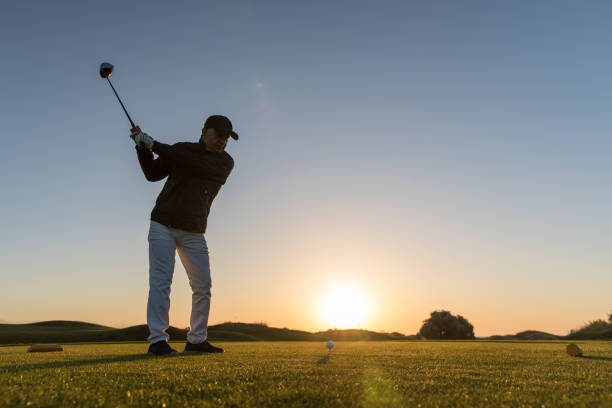 istock Golf player shoting ball -  Links Golf 1091791250