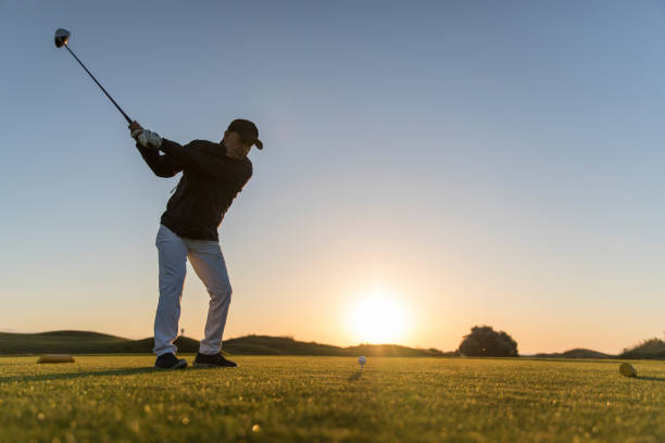 istock Golf player shoting ball -  Links Golf 1091791346