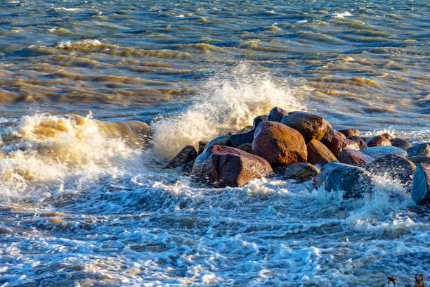 istock Swell on the Baltic Sea on Fehmarn 1091797546