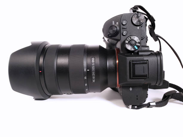 istock Sony A7riii with Sony FE 24-105mm f/4 G OSS Lens 1091857504