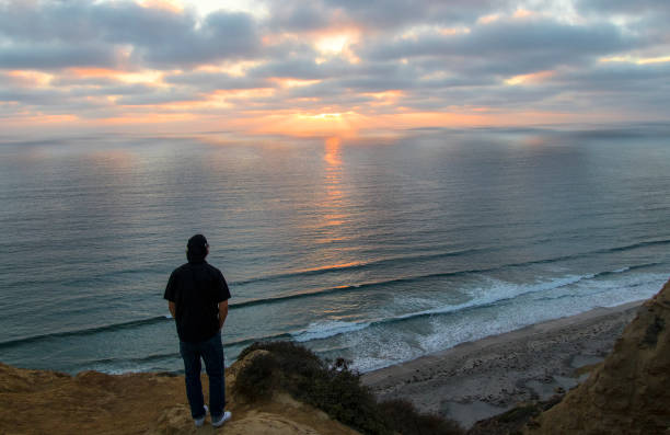 istock Summer sunset at Torrey Pines near La Jolla 1091923518
