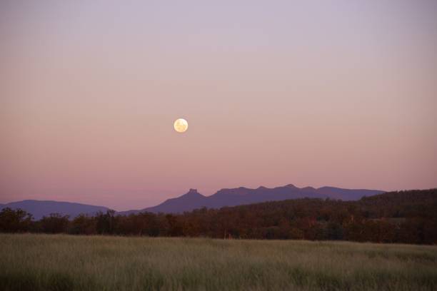 istock Full moon over mountains in rural Australia 1092011350