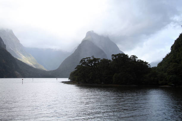 istock Milford Sound on a Rainy Day 1092073442
