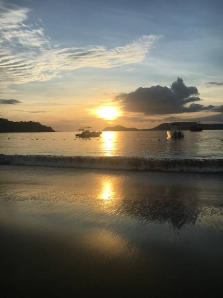 istock Costa Rica Costal Sunset 1092086502