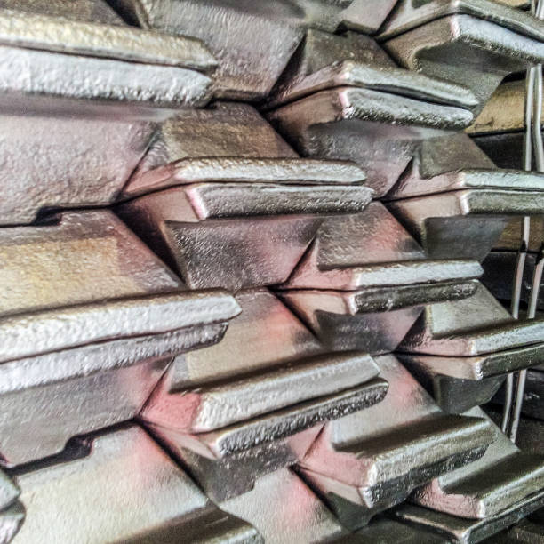 istock Aluminum ingots. Transportation of aluminum for export 1092118976
