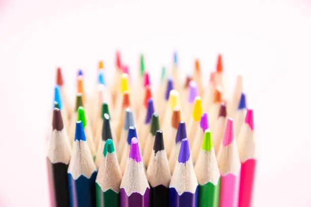 color pencils bundle; select-focus