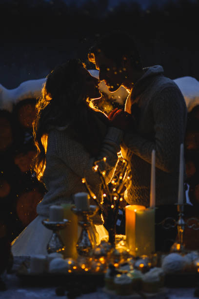 istock Winter wedding photosession in nature 1092164988