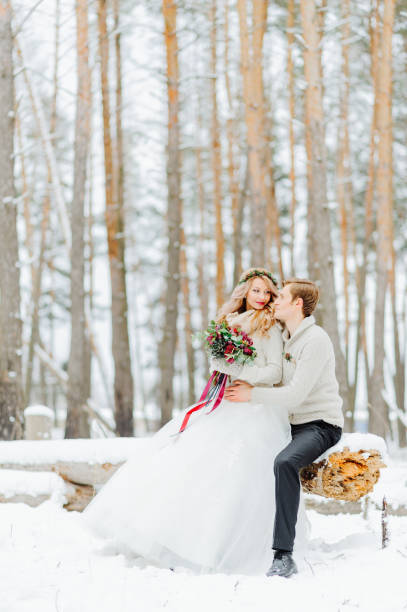 istock Winter wedding photosession in nature 1092165054
