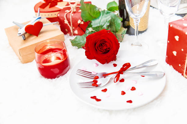 istock Valentine's Day. A beautiful gift trip. Selective focus. 1092225914
