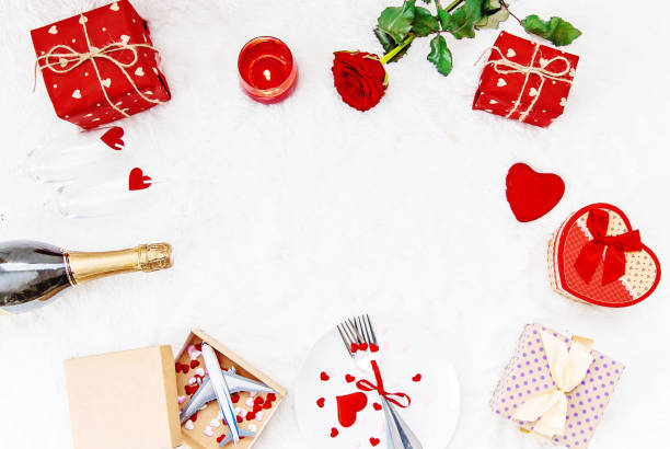 istock Valentine's Day. A beautiful gift trip. Selective focus. 1092225946