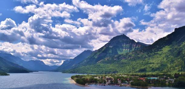 istock Village of Waterton 1092331298