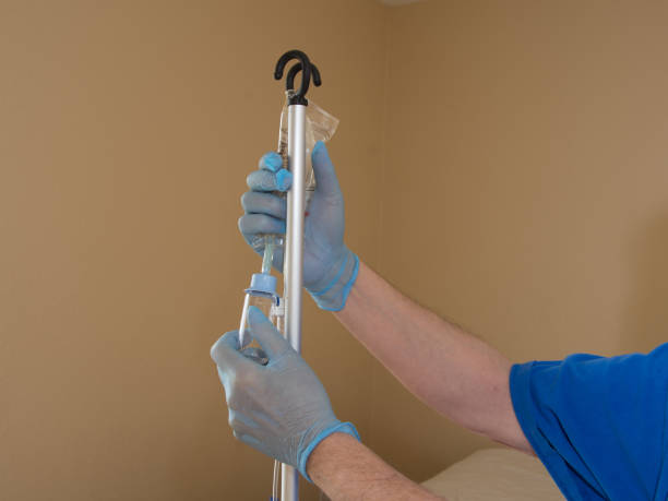 istock Infusion Systen for derivering IV medicine 1092333306
