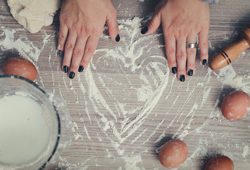 Heart Shape, Kitchen, Cooking, Domestic Kitchen, Human Hand