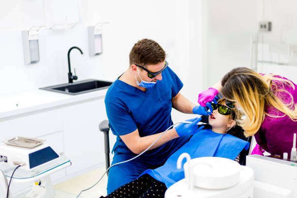 istock Beautiful girl at the dentist 1092408722