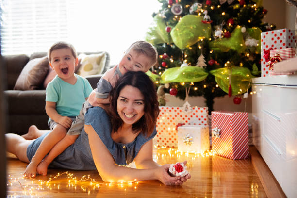 istock Christmas summer with single mother and her sons 1092408764