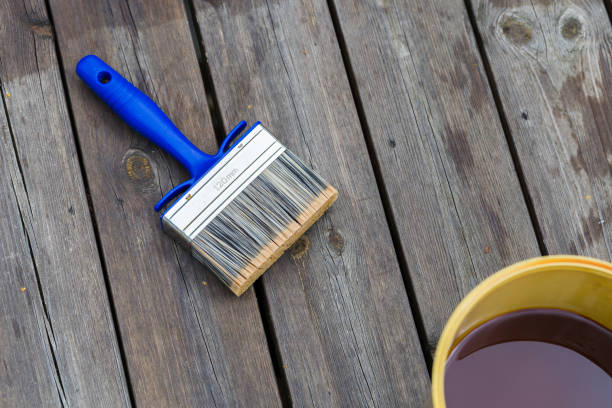 istock Oiling Terrace Wooden Patio Deck 1092444556