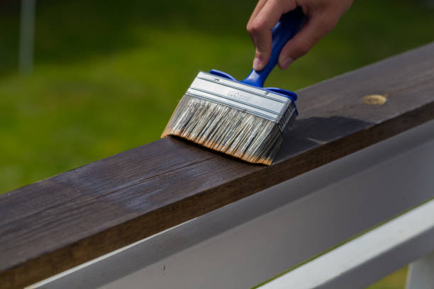 istock Oiling Terrace Wooden Patio Deck 1092444944