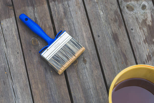 istock Oiling Terrace Wooden Patio Deck 1092445386