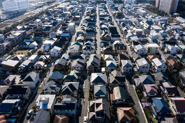 istock Residential area into which the sunlight plugs 1092589792
