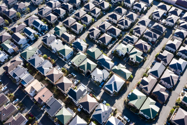 istock Bright residential area receiving sunlight 1092590636