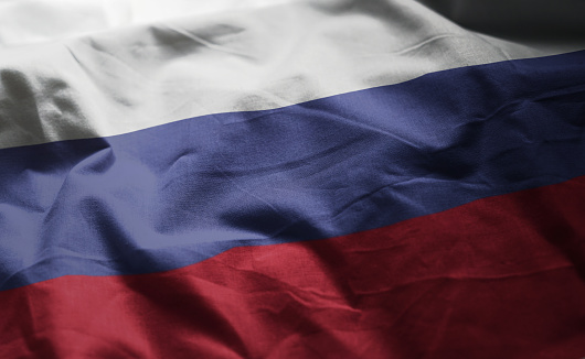 Bandera de Rusia revuelta cerca photo