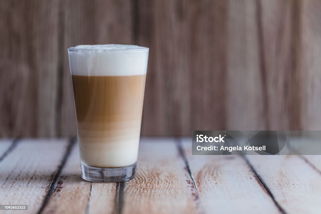 Prestige tarwe verkoper Caffe Latte Macchiato Coffee Layered With Milk Stock Photo - Download Image  Now - Latte, Coffee - Drink, Coffee Crop - iStock
