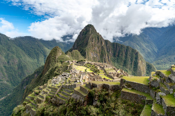 istock Machu Picchu In Peru 1092792852