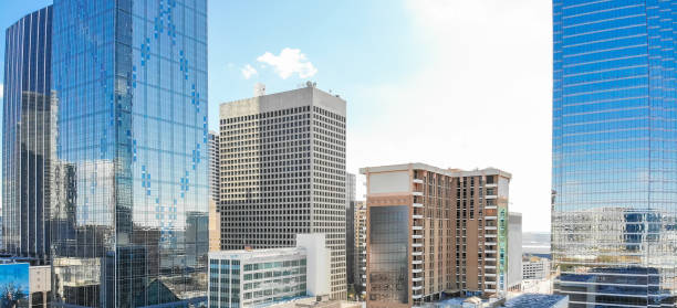 istock Panoramic top view downtown Dallas with skylines and colorful leaves on sunny fall day 1092884644