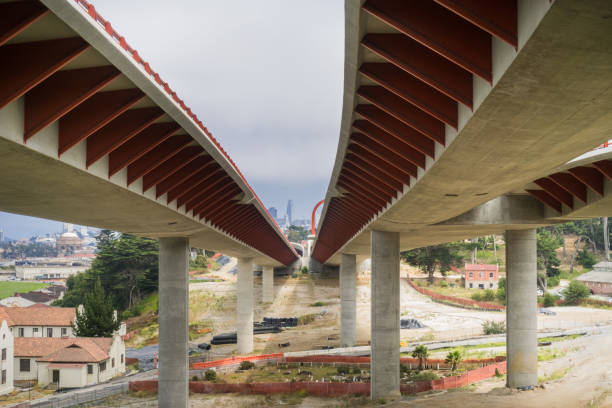 istock Underside of a divided highway, San Francisco, California 1092889336
