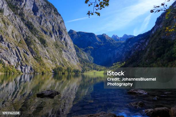 Reflexionen In Den Alpen Bayerns Stockfoto und mehr Bilder von Alpen - Alpen, Bayerische Alpen, Bayern