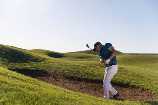 istock Golf player shoting ball - Links Golf 1093173702